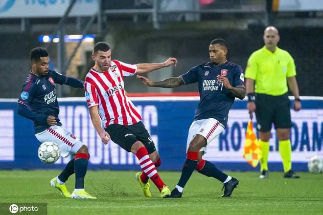 岚嵚的传球 岚嵚的传球